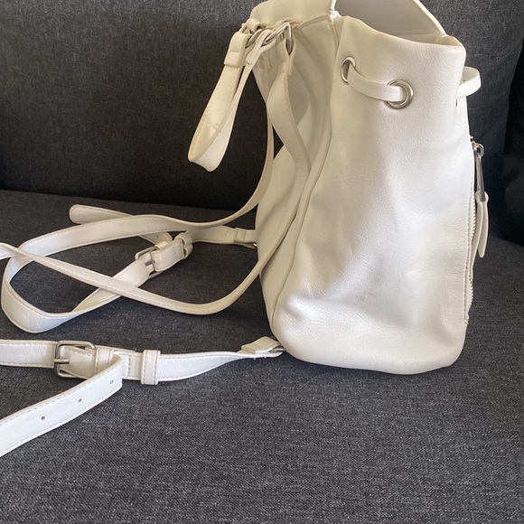 White backpack - Picture 3 of 3